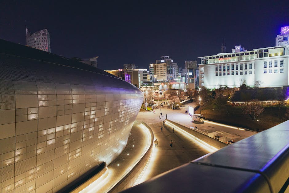 Dongdaemun After Midnight: Seoul's Fashion Market Never Sleeps